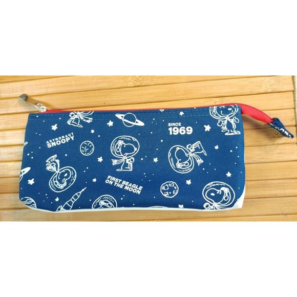 Delfino Punching Box Pen Case Peanuts Snoopy First Beagle On The Moon Since 1969 - Picture 2 of 10
